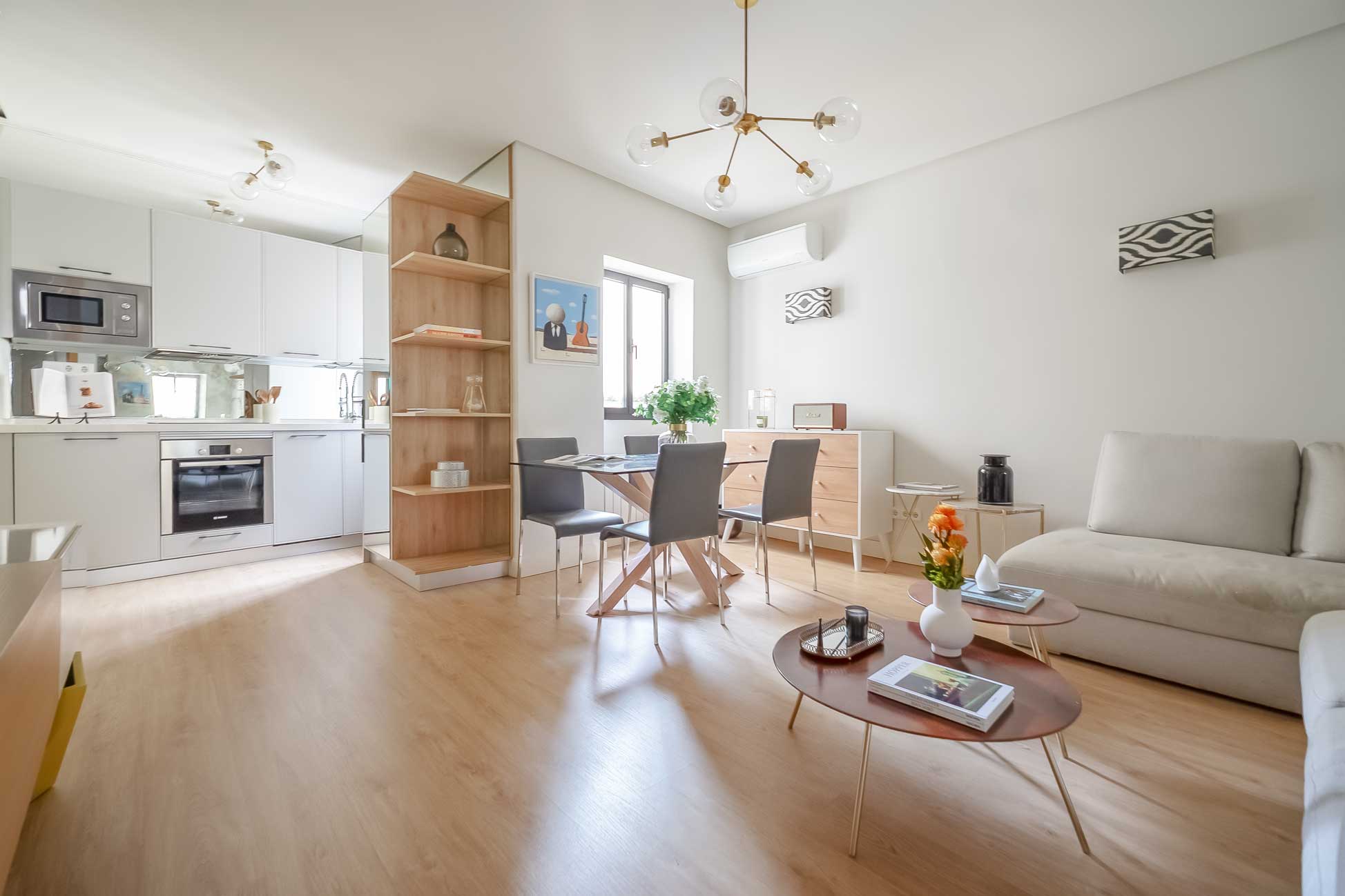 Claudio-Coello_Comedor_1