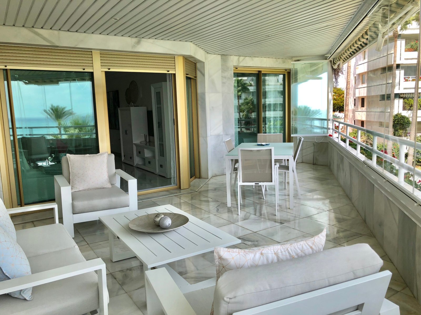 Coral Beach II terraza 2