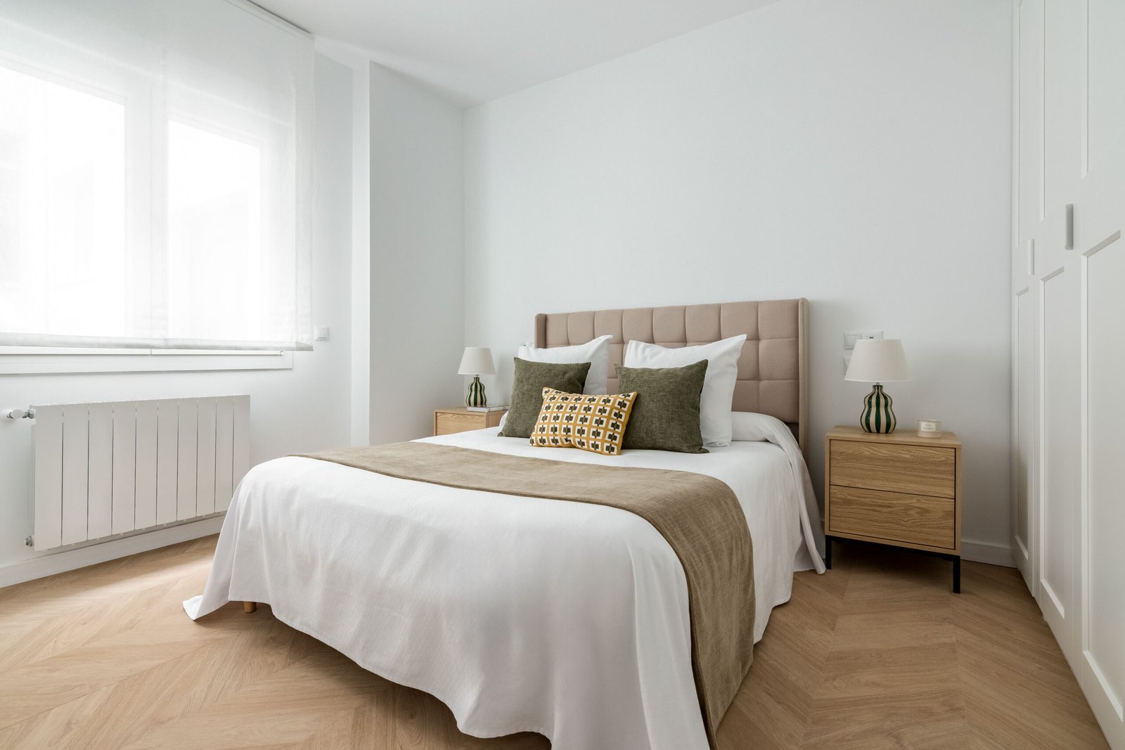 ANDRÉS MELLADO HABITACIÓN 1