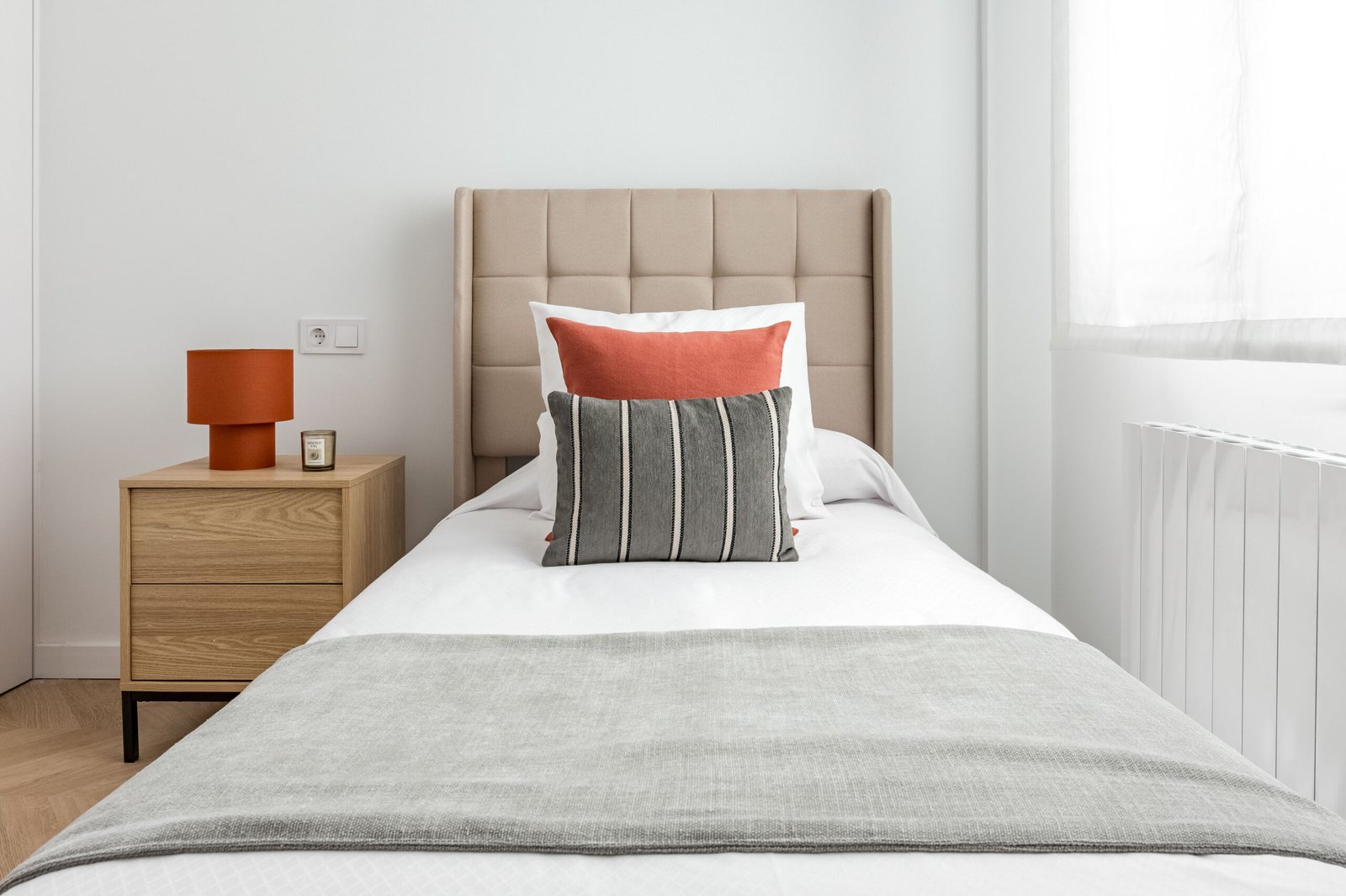 ANDRÉS MELLADO HABITACIÓN 3.3