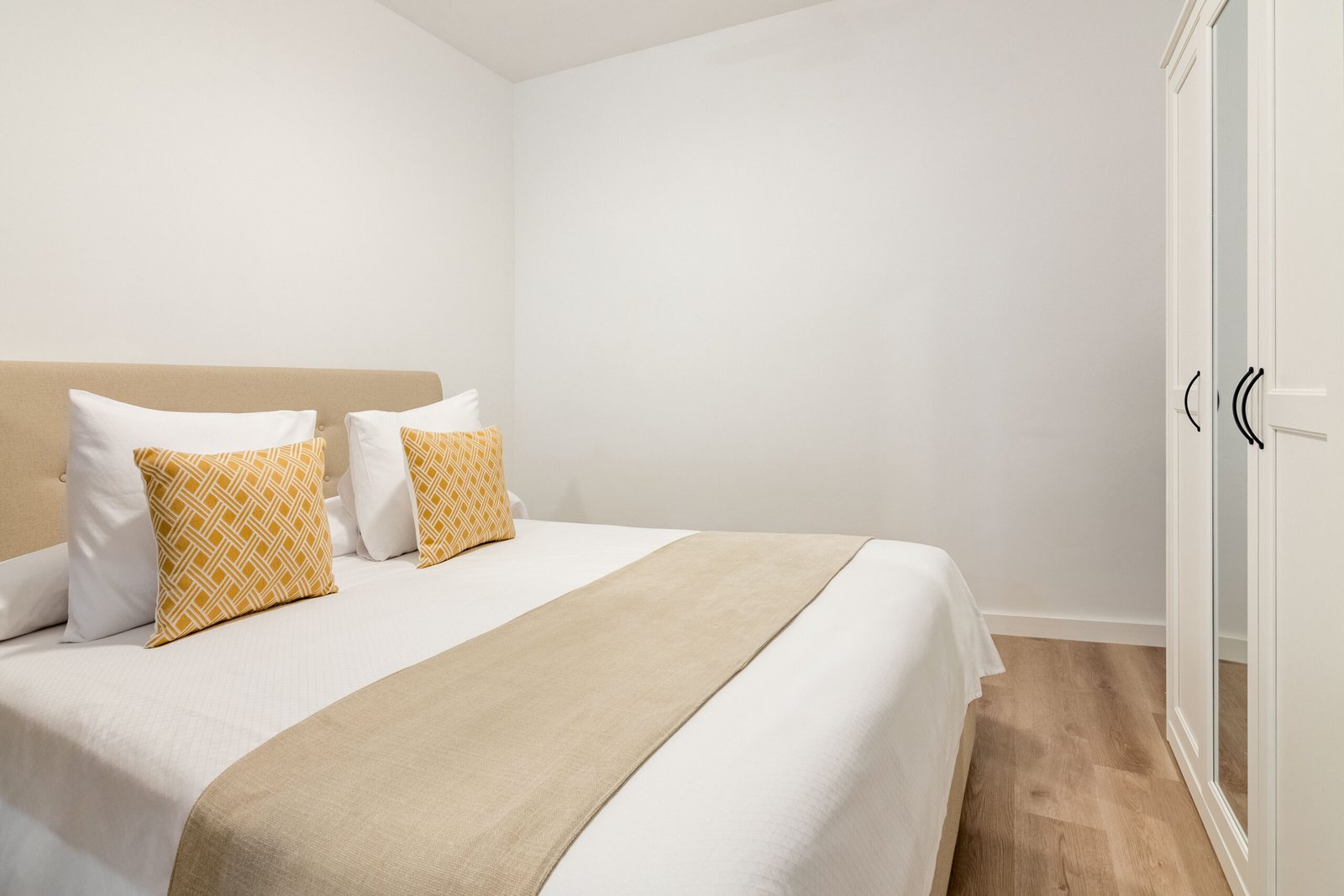 Ave María Habitación 1